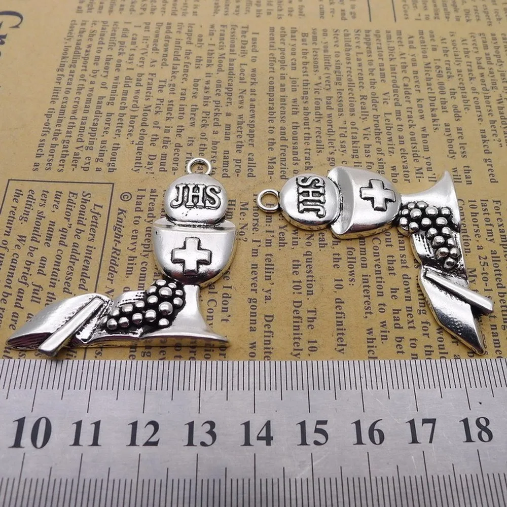 

30pcs Bible Cross Charms 43mm x 44mm DIY Jewelry Making Pendant antique silver color