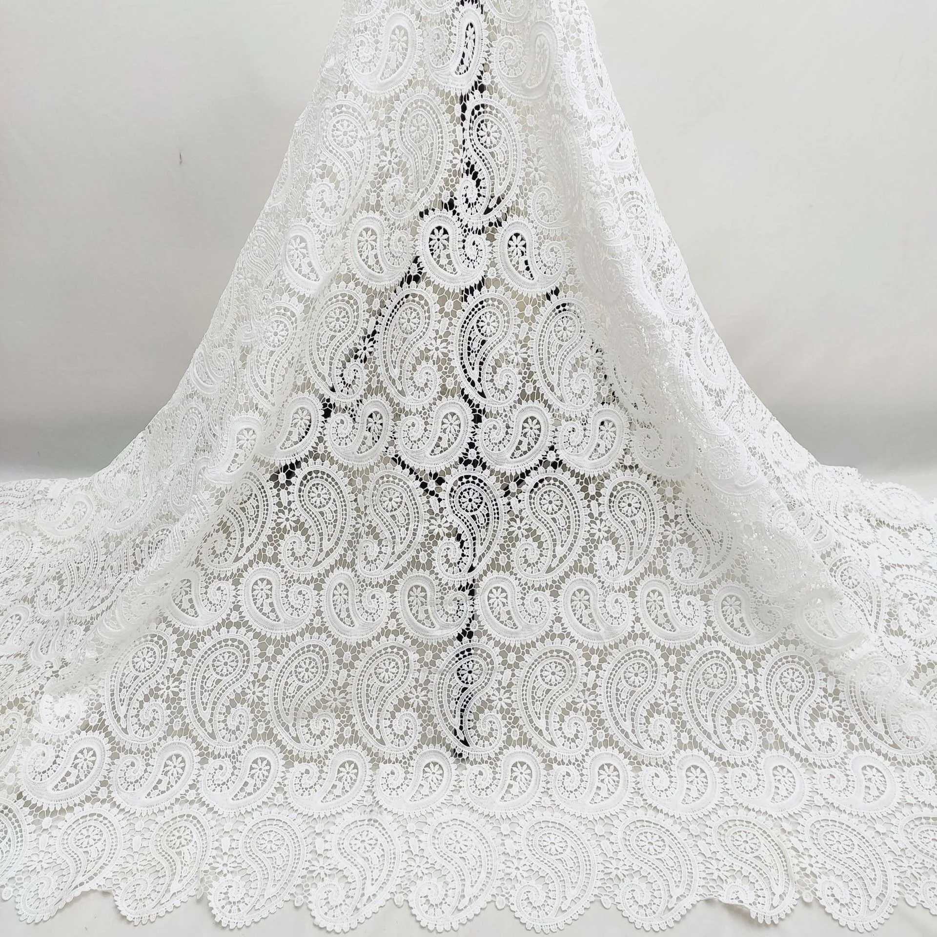 

1yard Milk yarn water Soluble lace fabric African French Tulle Mesh Lace Fabric Sequins Lace Fabric for Bridal