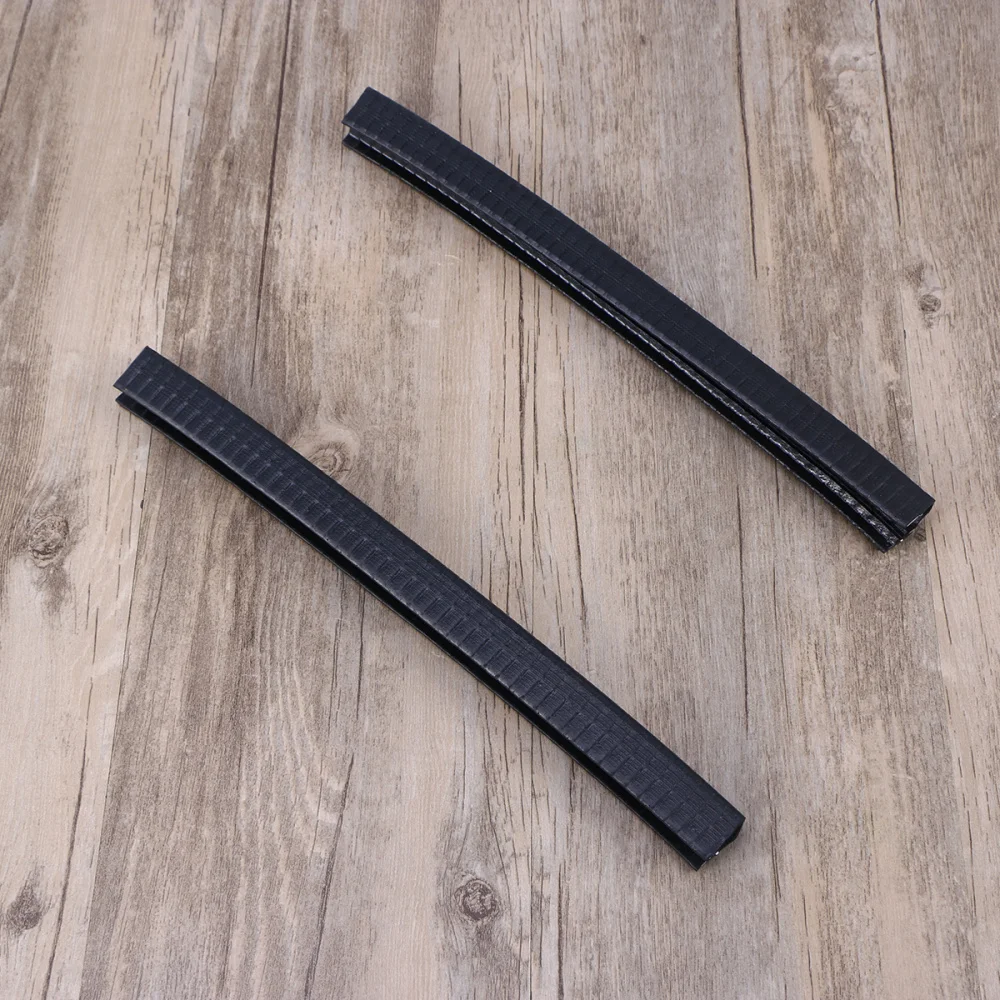 

2pcs 30cm Skateboard Deck Guards Protector Longboard Deck Edge Protection Durable Absorbing Rubber Cover (Black)