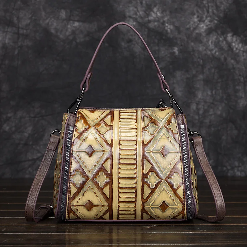 Factory direct sales of retro women's bags original hand-colored European and American head layer psoriate one-shoulder handbag