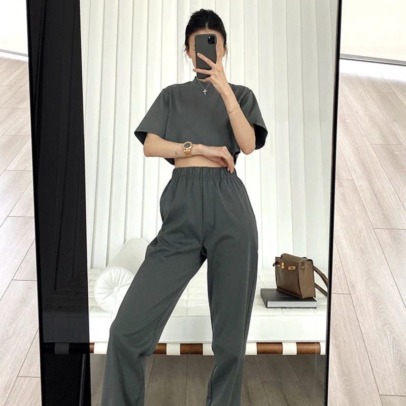 Женский Повседневный костюм TWOTWINSTYLE летний из двух предметов топ с круглым
