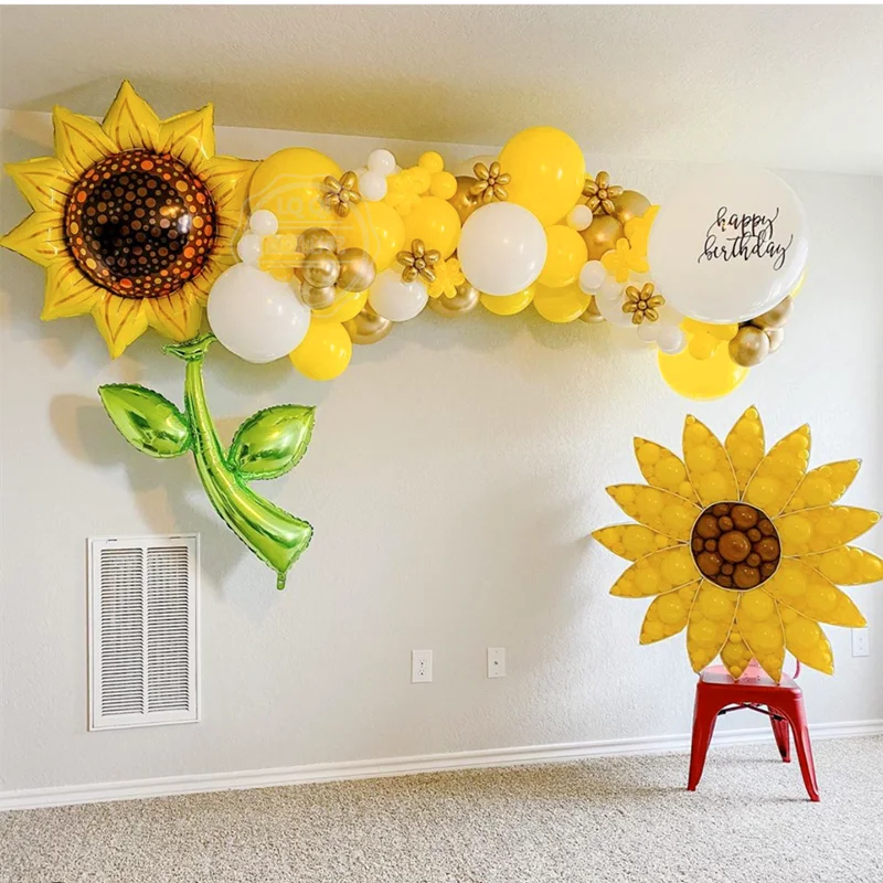 Фольгированные воздушные шары в виде подсолнуха розового или красного цвета 1 шт.