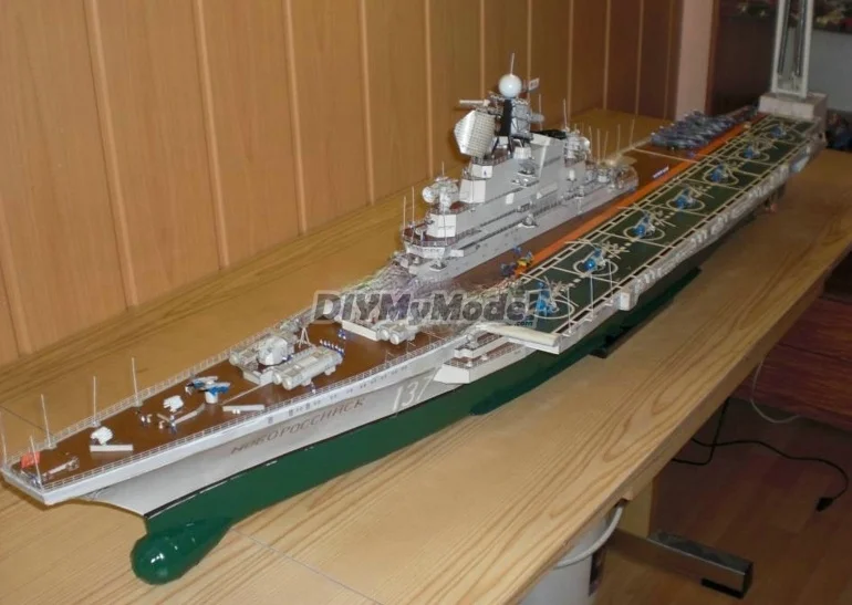 DIYMyModeI-portaaviones USS Novorossiysk, maqueta de transporte de papel modelo de la antigua Uni&oacute;n Rusa Kiev-0