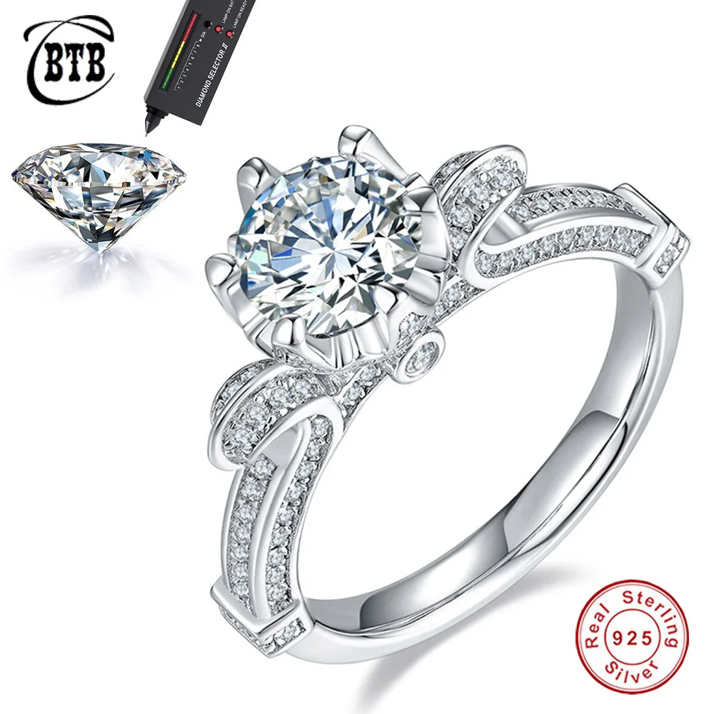 

Женское кольцо из серебра 925 пробы с муассанитом 1 карат