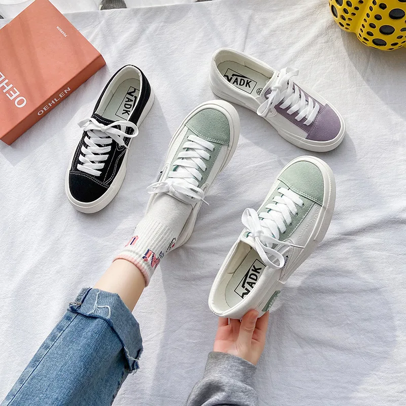 

2021 Spring New Ladies Casual Sneakers Fashion Lace-Up Breathable Flat Canvas Shoes Couple Casual Flat Vulcanized Sneakers