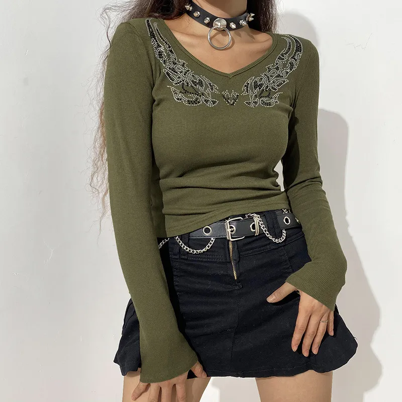 

Autumn Women's Solid Color Slim Fit T-shirt Rhinestones Round Neck Long Sleeve Pullover Casual Base Blouse For Spring Fall