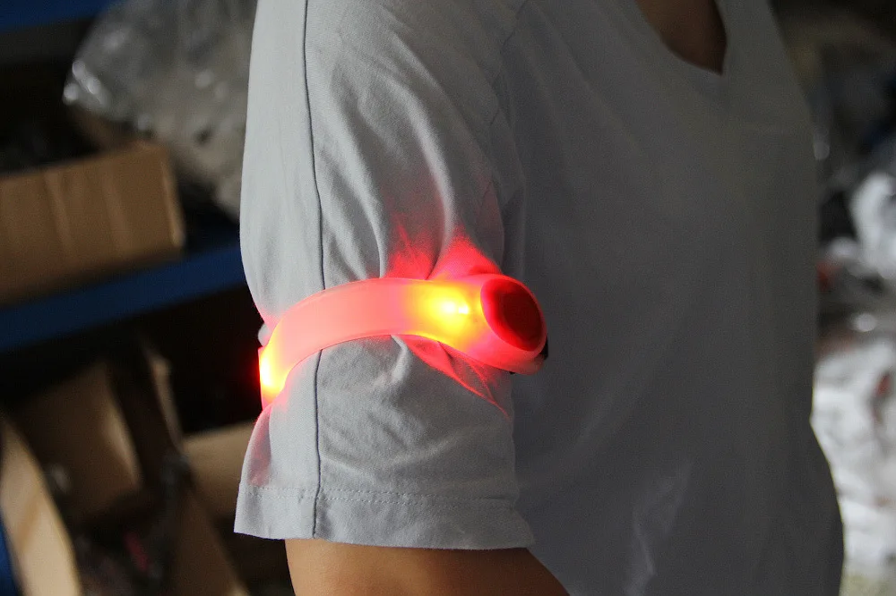 

LED Light Arm Armband Strap Safety Belt For Night Sport Running Cycling Hand Leg Rings Wristband Wrist Bracelets Glow Party