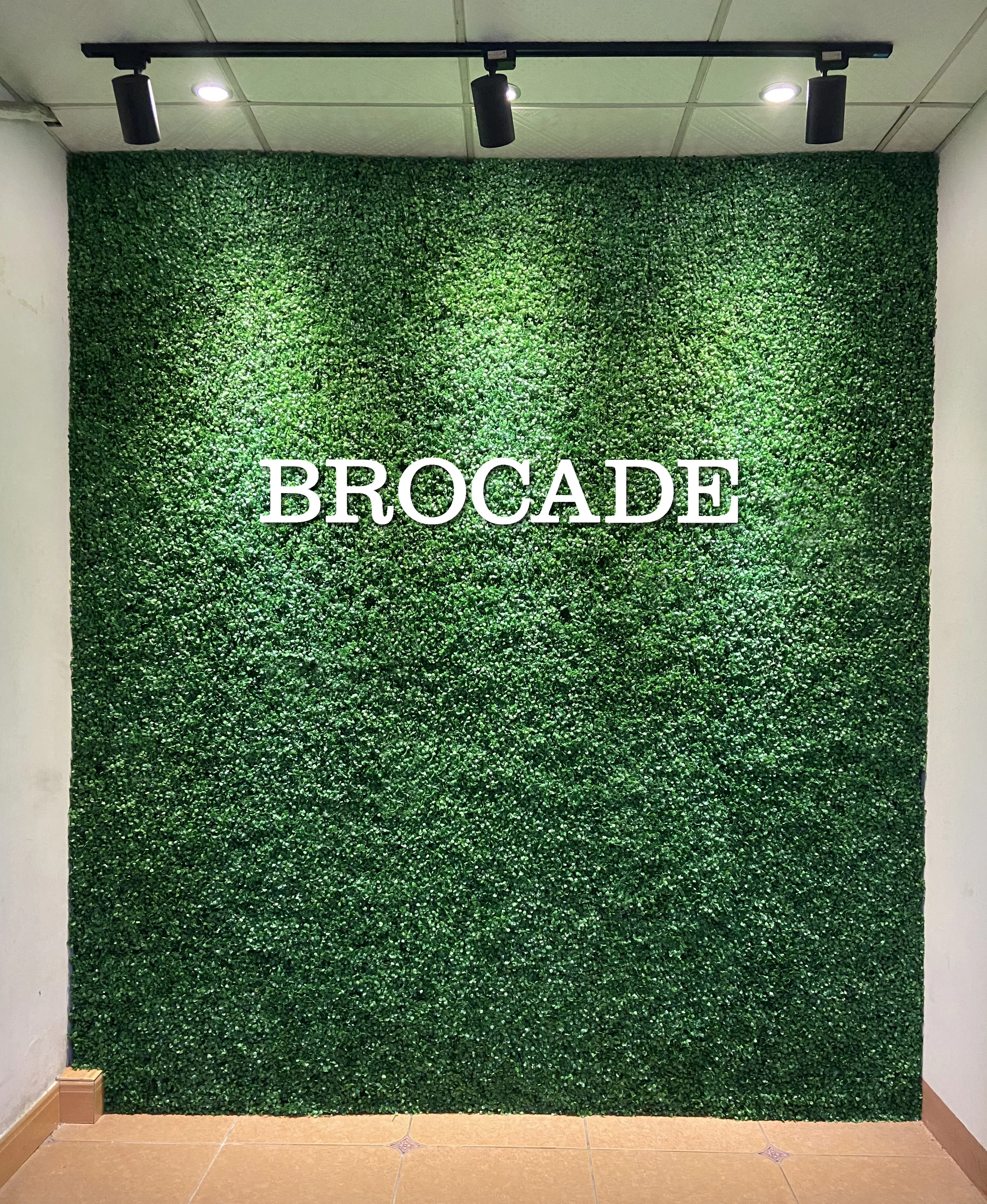 

Искусственная стена из травы Grass