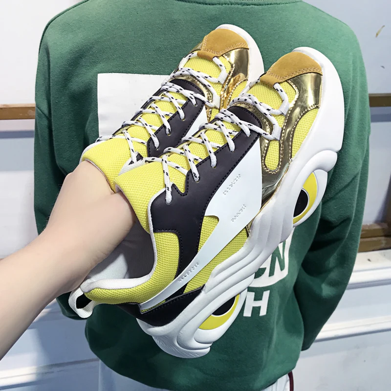 

Popular Hot Sale Men New Spring Breathable Mesh Male Fashion Causal Shoes for Men Lace-up Ultra Light Weight Soft bottom Shoe