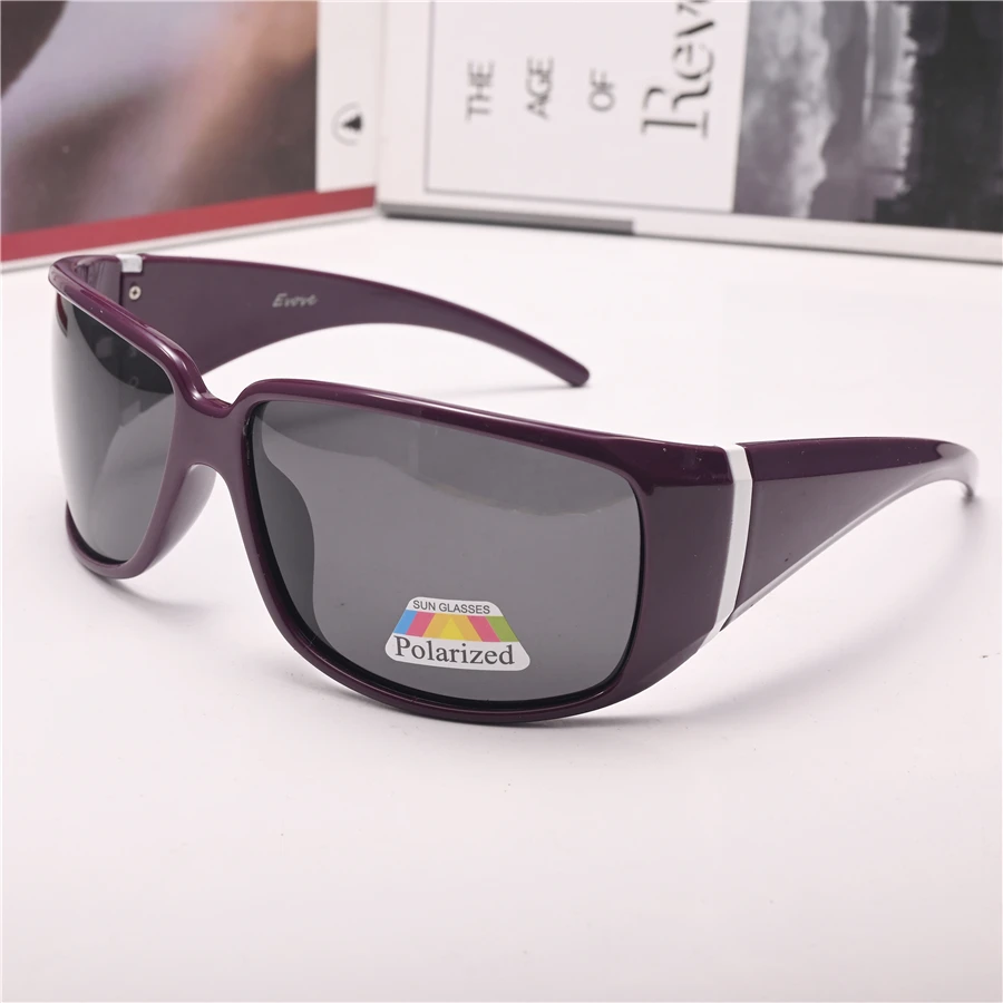 

Солнцезащитные очки женские поляризационные с леопардовым принтом и защитой от ветра