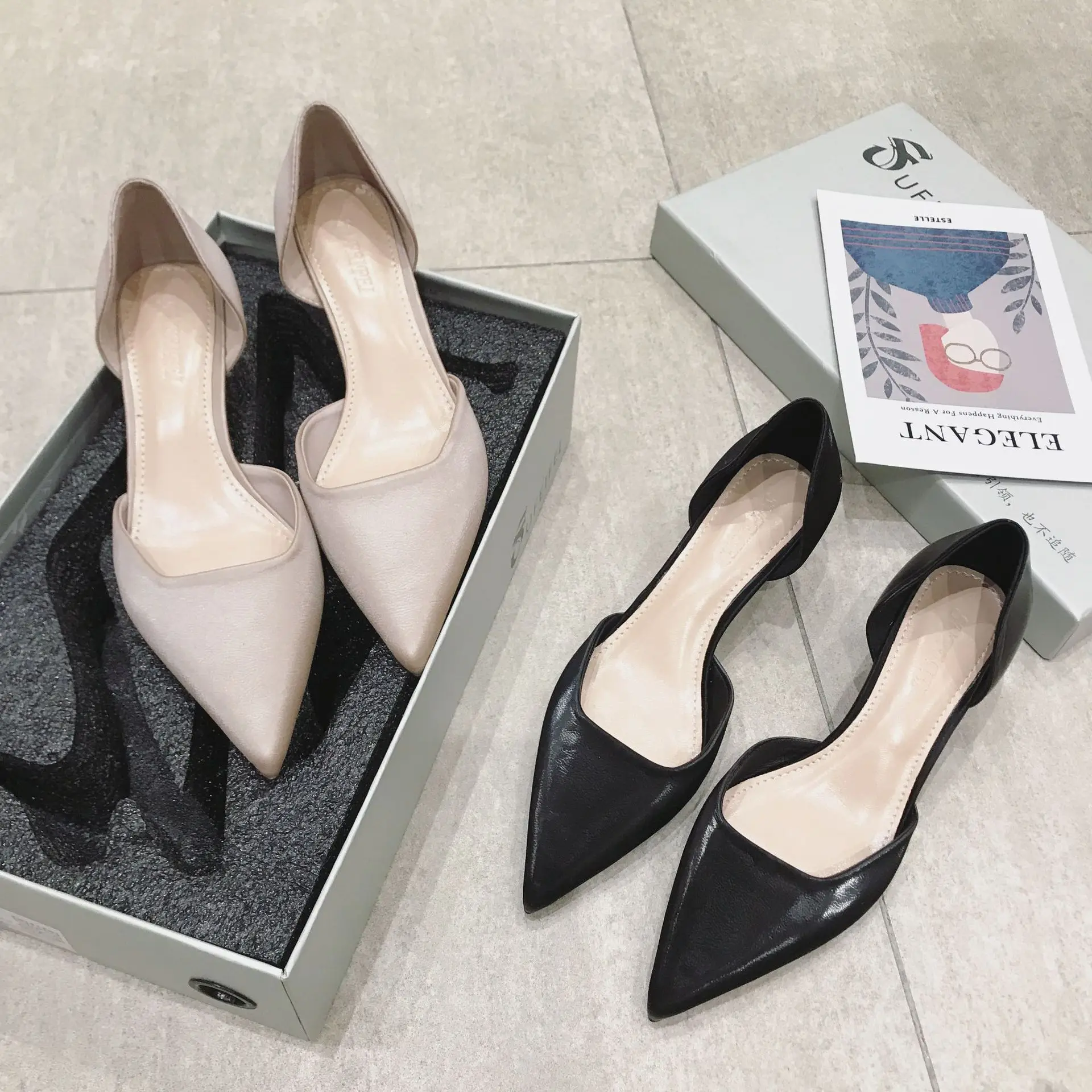 

Women's Shoes