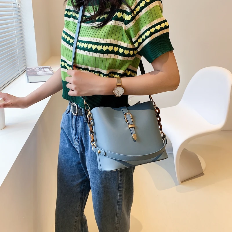 

Кожаная сумка с цепочками, женские сумки через плечо для женщин, сумки для женщин 2021, дизайнерская роскошная женская сумка, сумки-мессенджер...