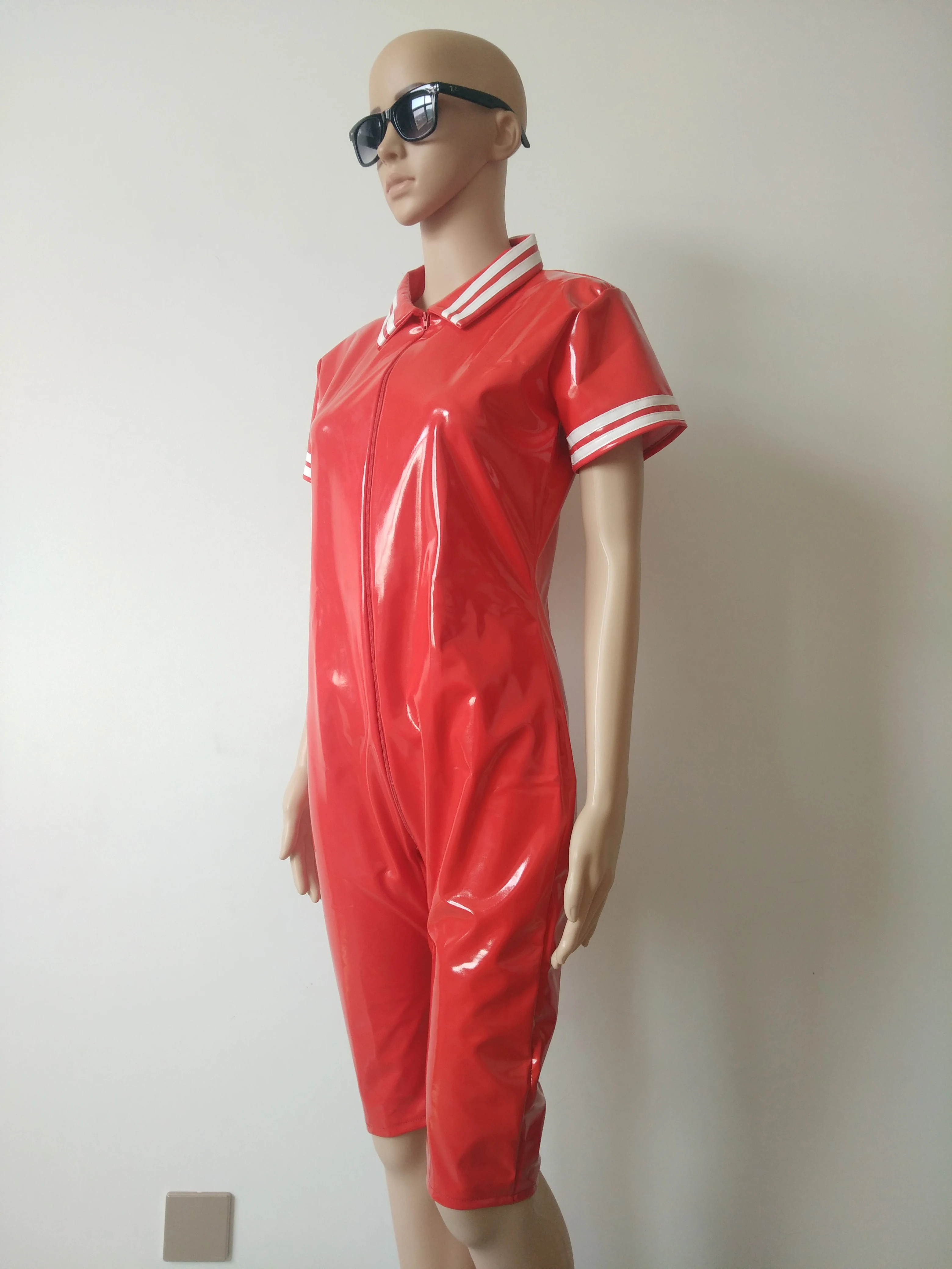 Женское сексуальное боди с белыми полосками из искусственной кожи мокрым