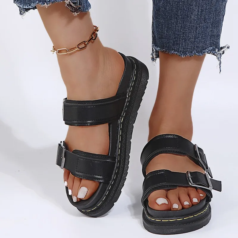 2021 New Women Real Leather Sandals Designer Buckles Shoes Women Flat Heels Solid Color Casual Lady Footwear Beach Sandals 43
