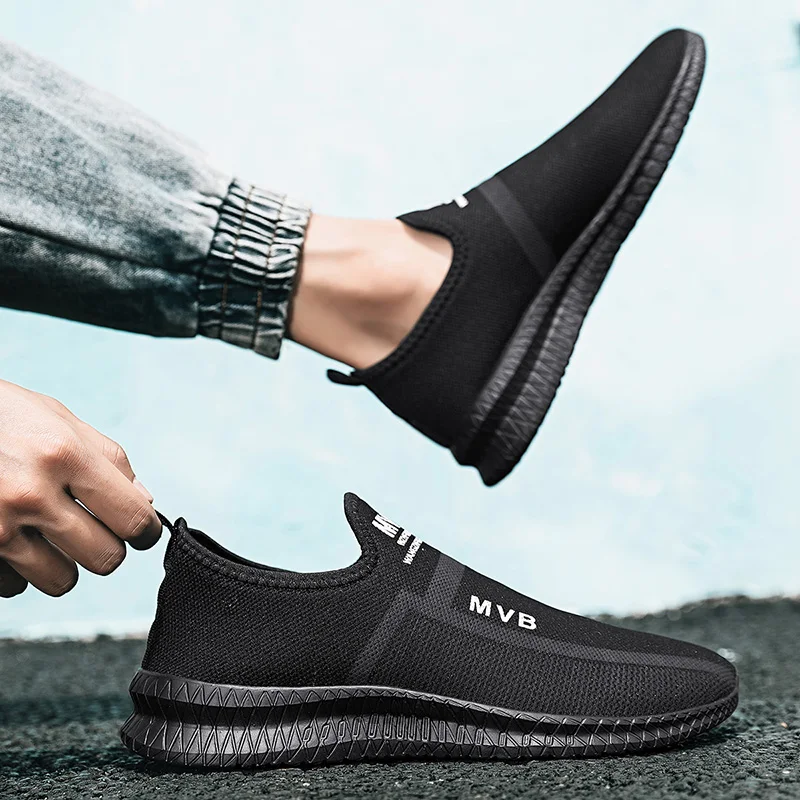 

2021 Summer Casual Walking Shoes for Men Breathable Mesh Outdoor Jogging Sneakers Slip on Sport Running Shoes Zapatillas Deporte