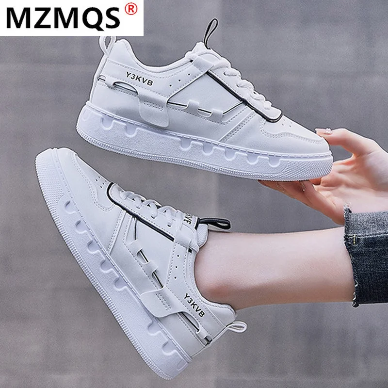 

2021 Fashion Woman Shoes Luminous Sneakers Lightweight Breathable Non-slip Lace-Up Shoes Comfortable Wear-resistant Casual Shoes