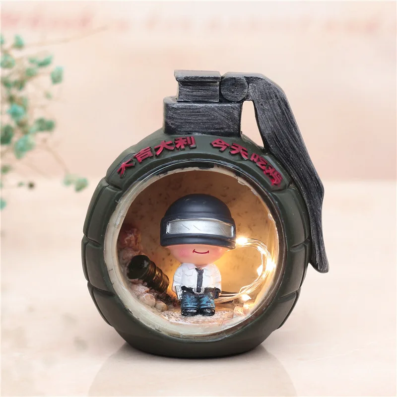 

Creative Cartoon Game Doll Eating Chicken Game Pan Novelty Nightlight Star Lamp Resin Craft Ornaments