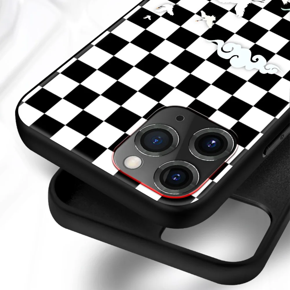 

Checkerboard Plaid Checked Phone Case For iPhone 11 7 8 Plus X XR XS 12pro MAX 12mini SE 2020 Back Cover Funda Shell Black Capa