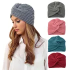 Зимние шапки для женщин, одноцветная утепленная вязаная шапка, зимняя шапка, Женская плетеная повязка для волос, теплые шапки, скрученный узел