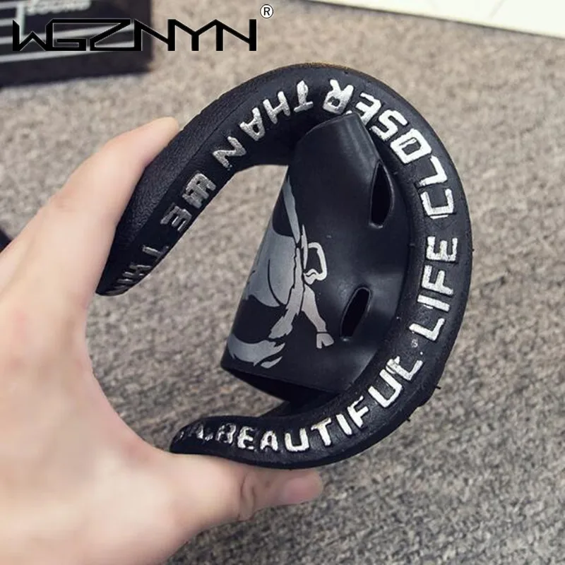 

Women Slippers Outdoor Men Shoes Women Couple Flip Flops Soft Black White Stripes Casual Summer Male Chaussures Femme Slides