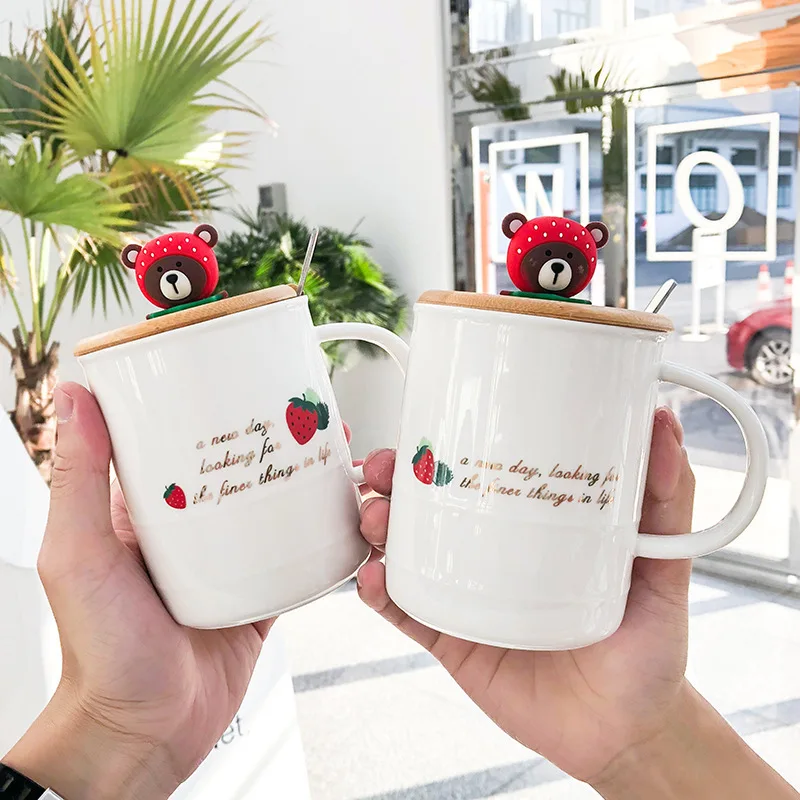 Креативная мультяшная Клубничная кружка с крышкой ложкой керамическая чашка для