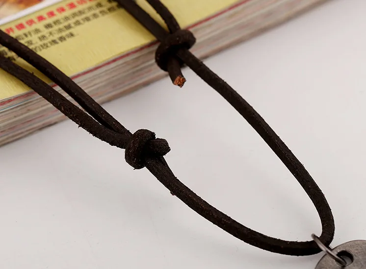 Винтажное ожерелье с кулоном в виде лося оленя из металла стиле ретро длинные