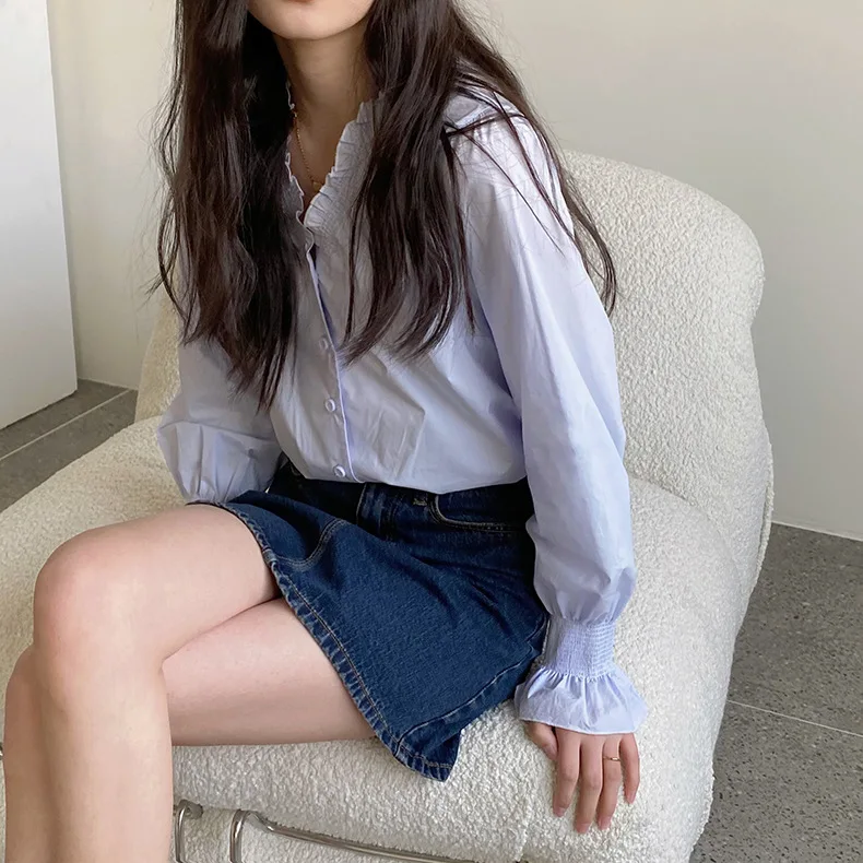 

women's shirt 2021 spring new style French fungus wind-sleeved shirt white blue button long-sleeved