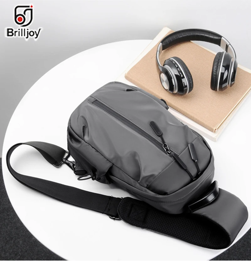 Fashion Men Chest Bag High Quality Mini Sport Bag USB Charge Backpack Business Bag Lightweight Waterproof Nylon Fabric Sling Bag