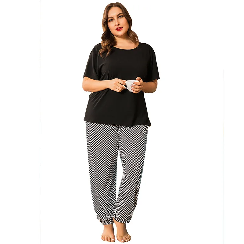 

HC261 Large Size Women's Spring/summer Homewear Two-piece Set Striped Print Loose-fitting Short-sleeved Trousers Small Feet