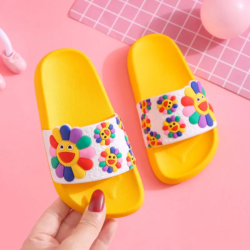 

Children's Slippers Girls Home Shoe Cute Flowers Summer Fashion Little Princess Sandals Adult Slippers Indoors House Shoes