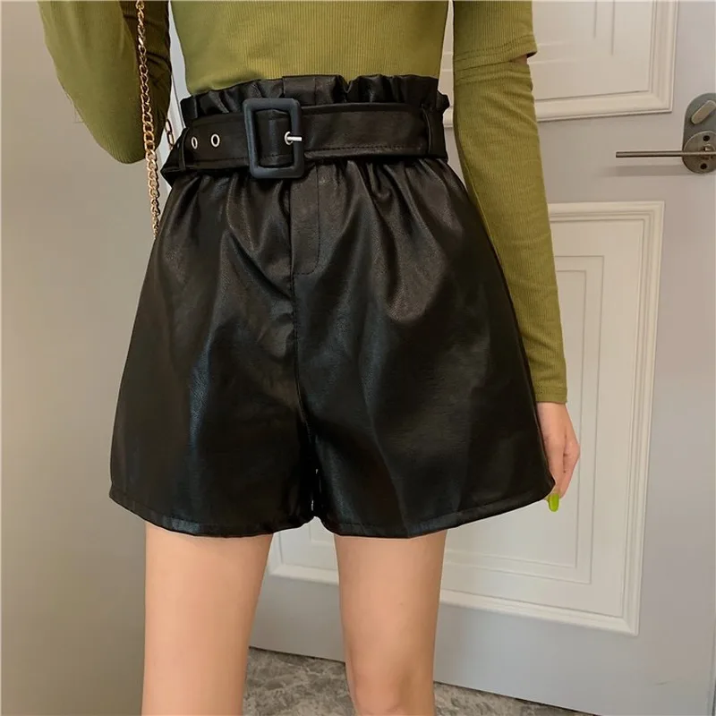 Шорты женские из экокожи с поясом повседневные Модные свободные штаны высокой