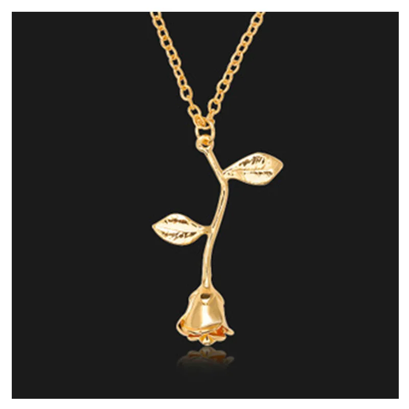 

Exquisite three-dimensional hollow Rose Pendant Necklace for girlfriend 2.14 Valentine's Day gift