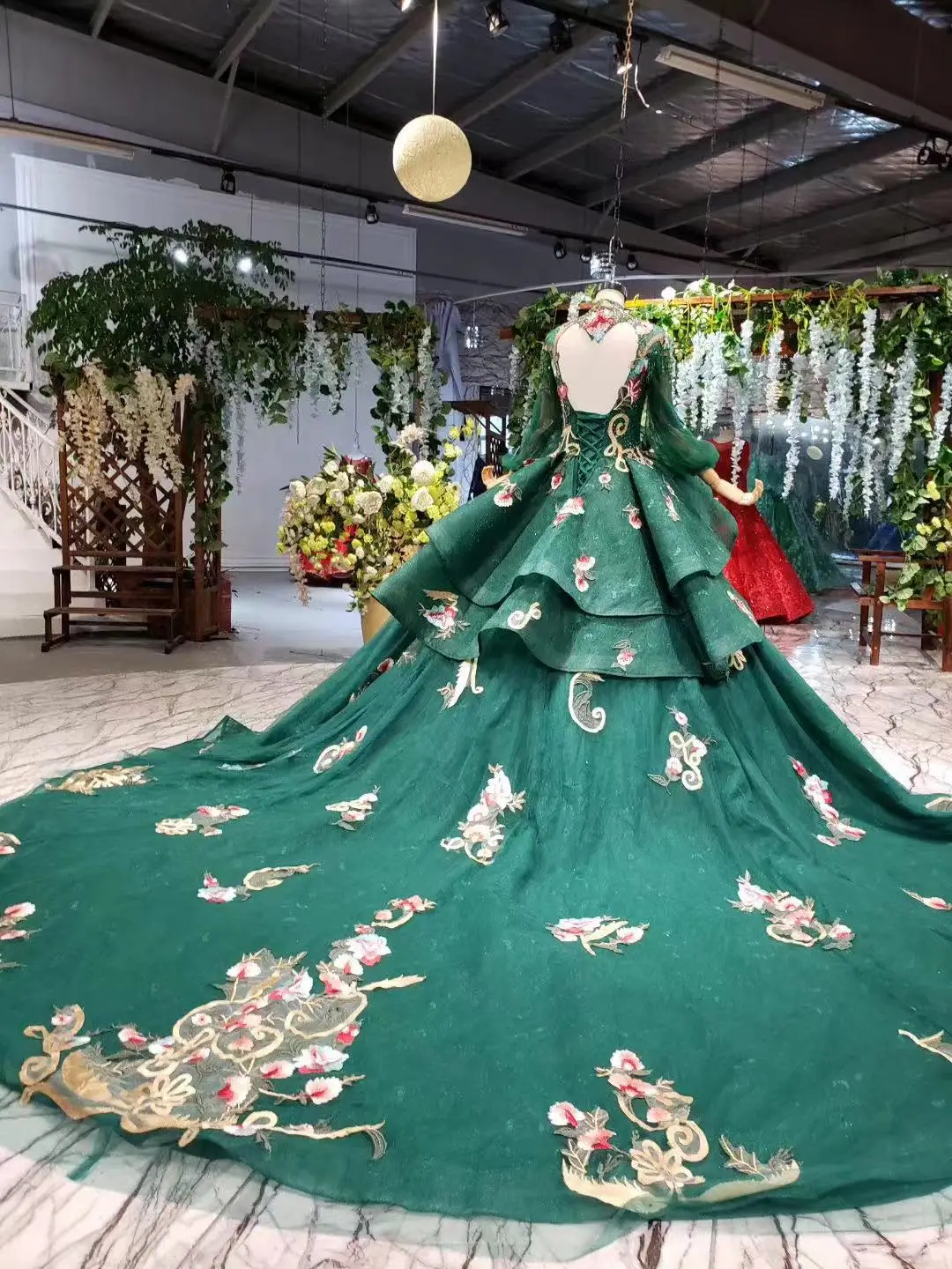 

2019 Ruffless Ball Gown Prom Dresses Abendkleider High Neck Lace Crystals Dark Green Formal Dress Abiye Gece Elbisesi Gowns