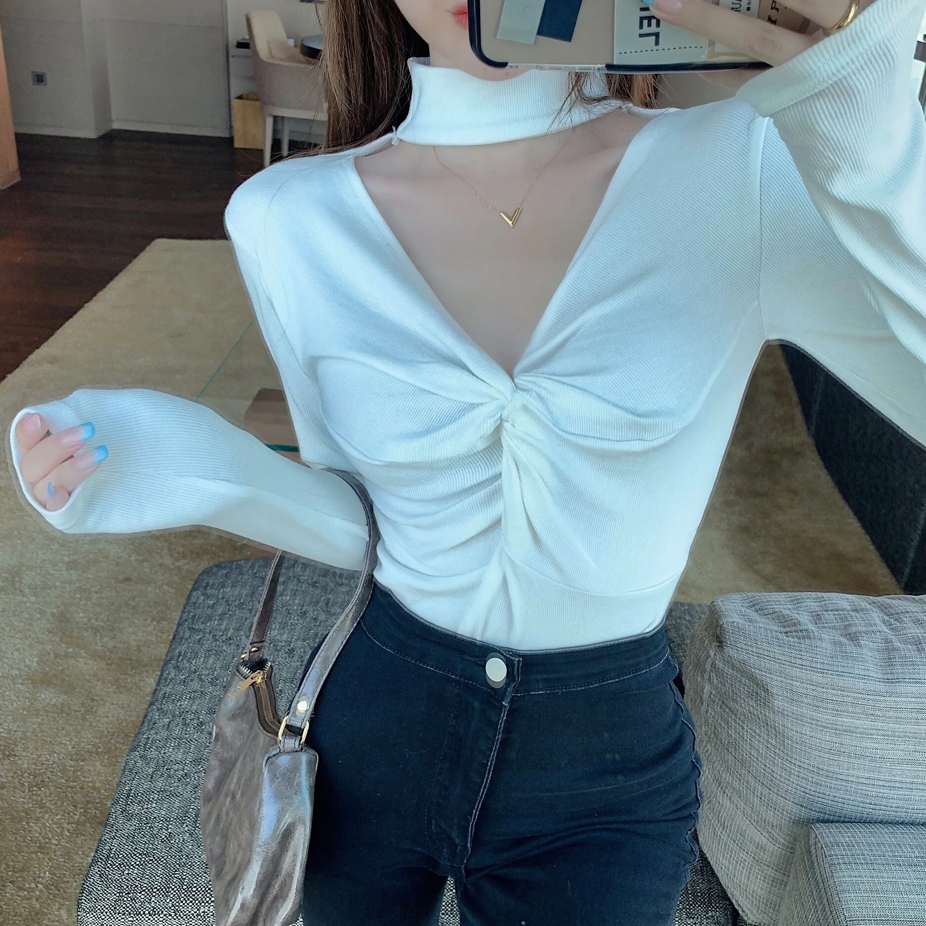 

2021 Sexy Women Summer V-Neck Long Sleeve CottonT shirts Loose Sexy T Shirts Female Plus Size Long Style Tops camiseta feminina