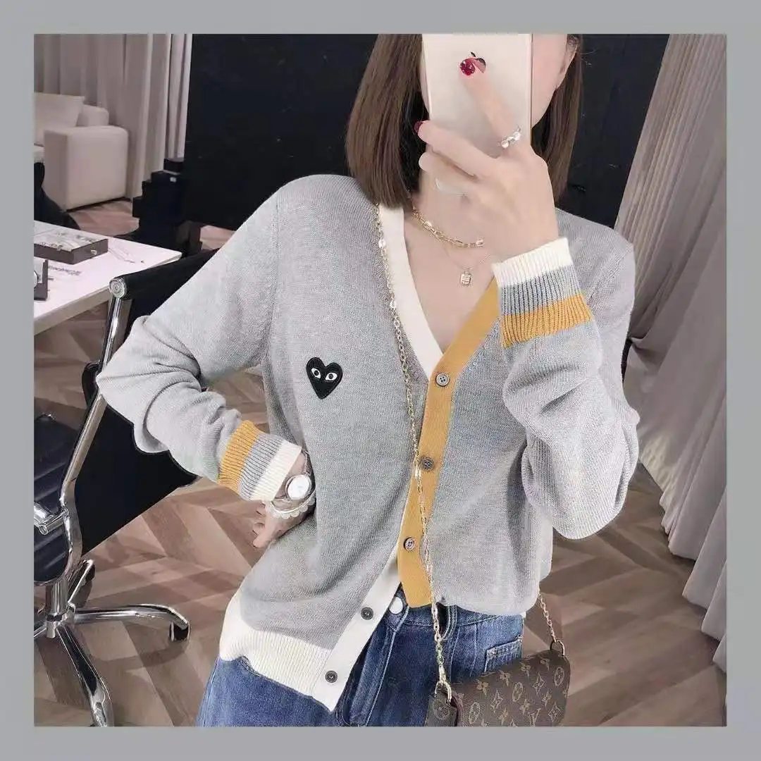 

Women's cashmere cardigan long sleeve knitting Love heart embroidery V-Neck Sweater