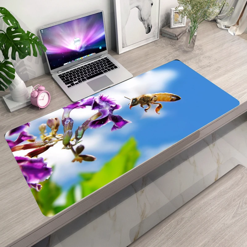 

MRGLZY Bee Big Mouse Pad Desktop Keyboard Computer Work Pad Gamer Notepad Computer Desk Accessories Game Table Carpet