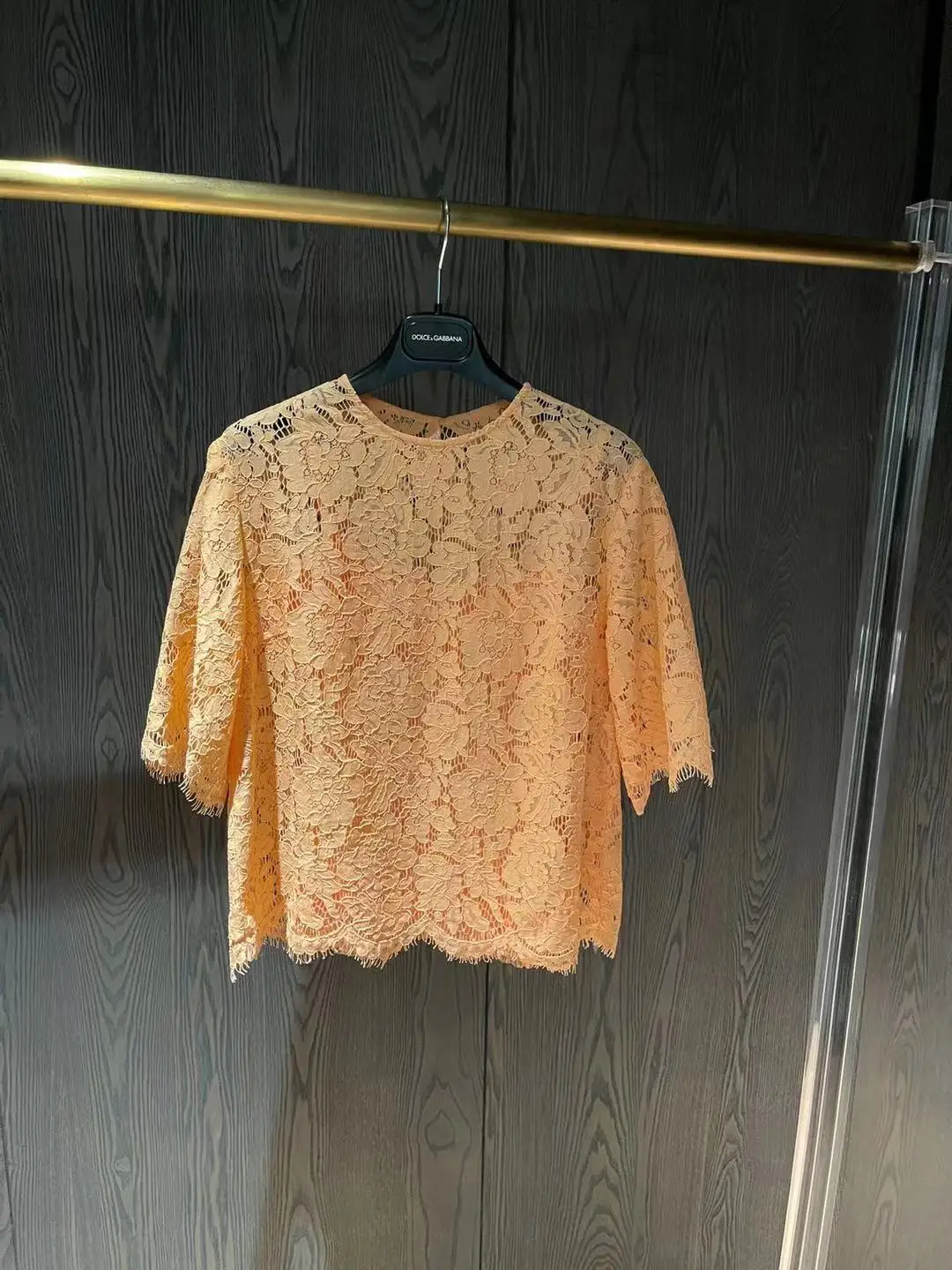 

2021 spring and summer new lace two-color short top lined with silk paste herringbone car lace lace Sicily luxury runway