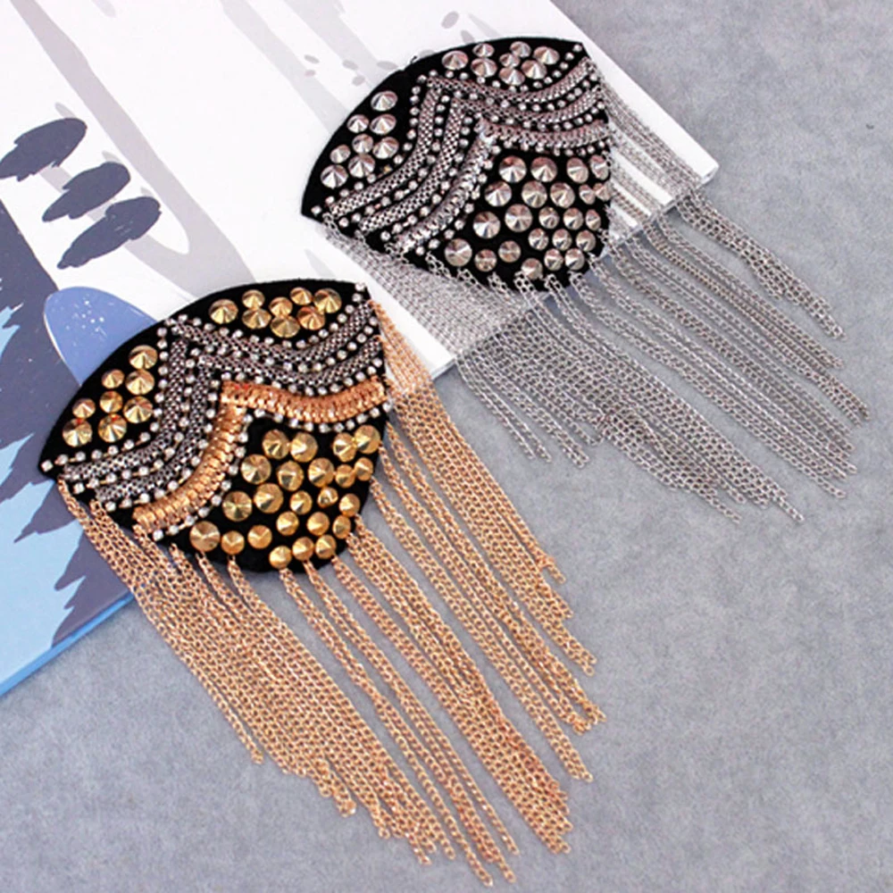 

2pcs/pair Vintage Rivet Rhinestone Tassel Epaulet Brooch Handmade Clothes Decor for Women Men Fashion Shoulder Jewelry Epaulette