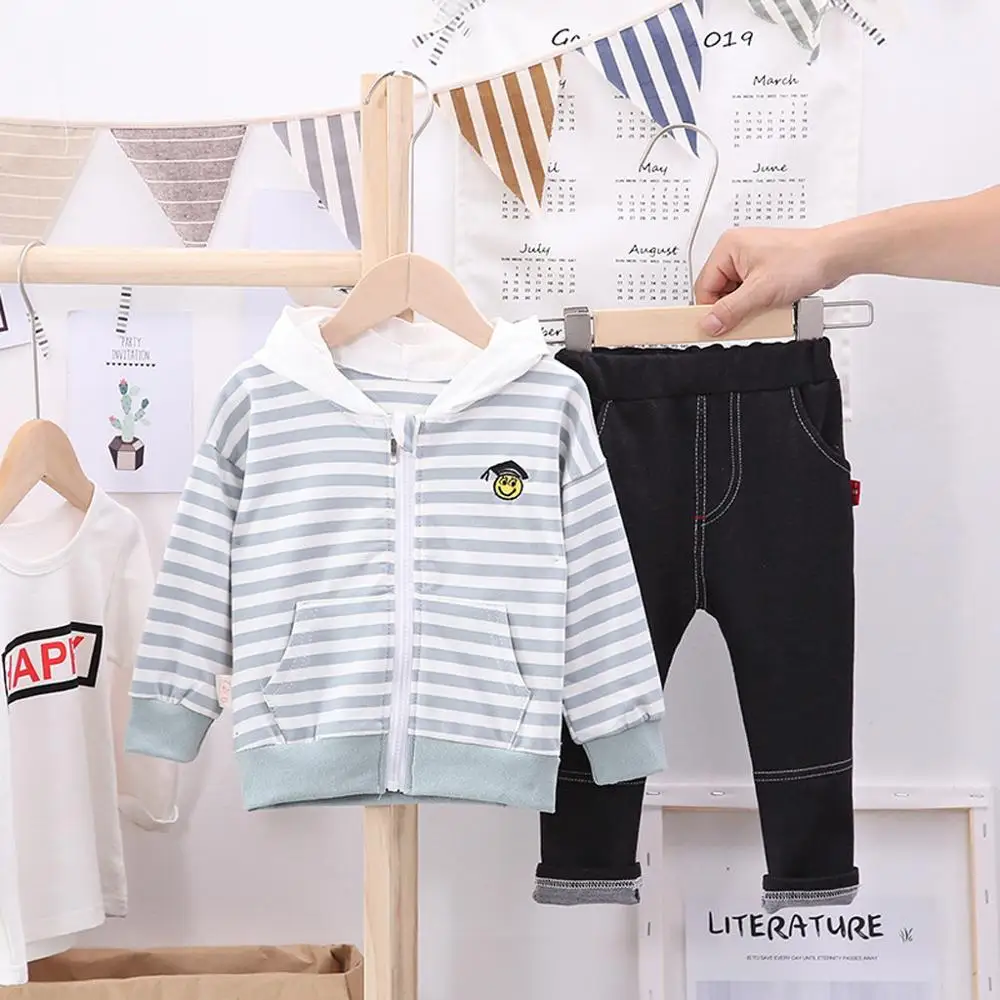 Коллекция 2019 года осенне-зимняя модная одежда для маленьких мальчиков полосатый