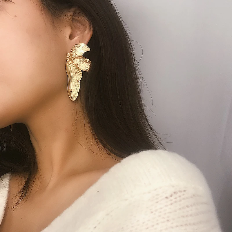 Женские серьги гвоздики в стиле ретро вечерние сережки готическом с