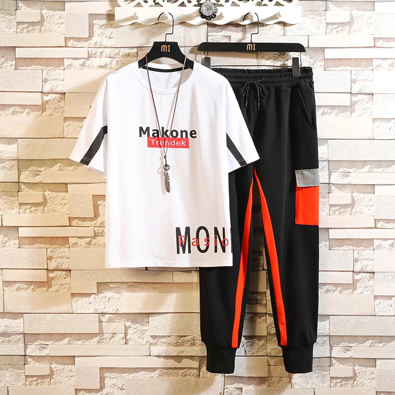 

2020 летние Для мужчин спортивный костюм Двойка комплект из футболки с коротким рукавом и свободные штаны человек Фитнес печать уличная Спор...