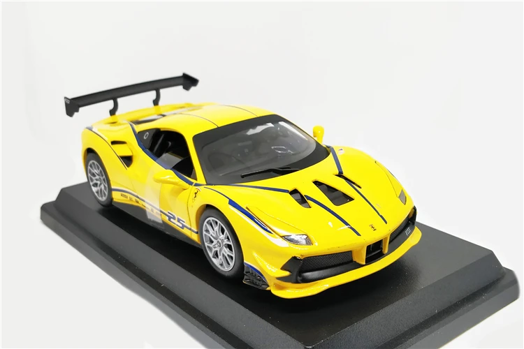 Модель литая желтого автомобиля Bburago 1:24 Ferrari 488|Наземный транспорт| |