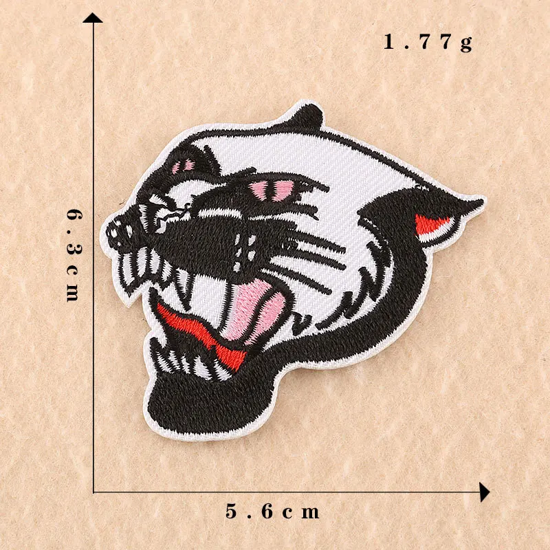 

Embroidered Personalized Cloth Badge Clothing Accessories Patch Embroidered Cloth Stickers Cloth Label Iron on Patch Parches