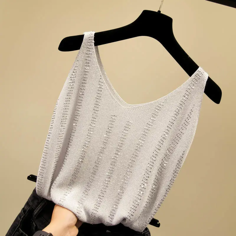 

[80-200kg can be worn] diamond strapped vest women's summer loose short T-shirt, sleeveless and versatile V-neck base shirt