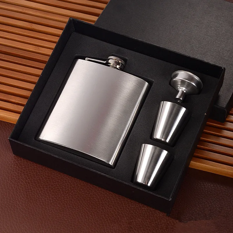 1SET 7OZ hip flask liquor Bottle christmas Gift box Stainless steel wine pot Leather surface portable whiskey OK 1117 |