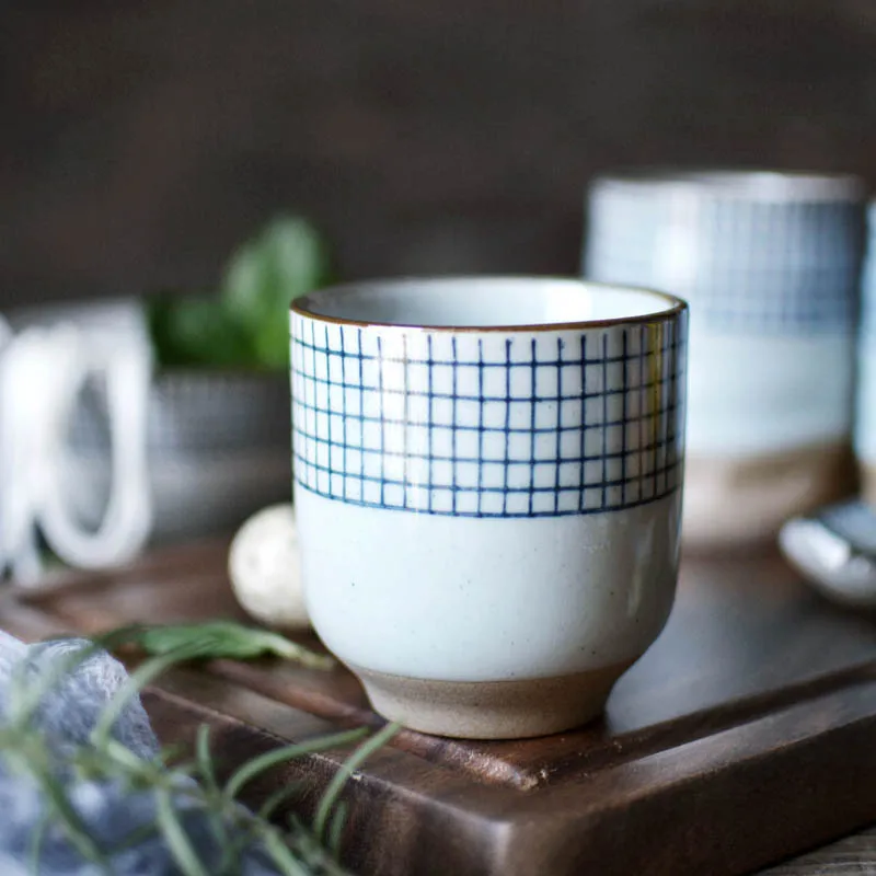 

Japanese Style Ceramic Soup Cup Coarse Pottery Hand Painted Lattice Pattern Teacups Creative Retro Wine Cups Office Drinkware