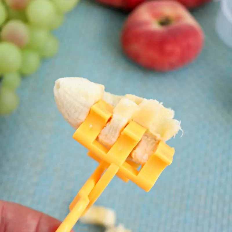 

Baby food Fresh Food Fruit Vegetable Mills Dispenser baby Pacifier Nipple baby food masher Care Safety Tool food scissors