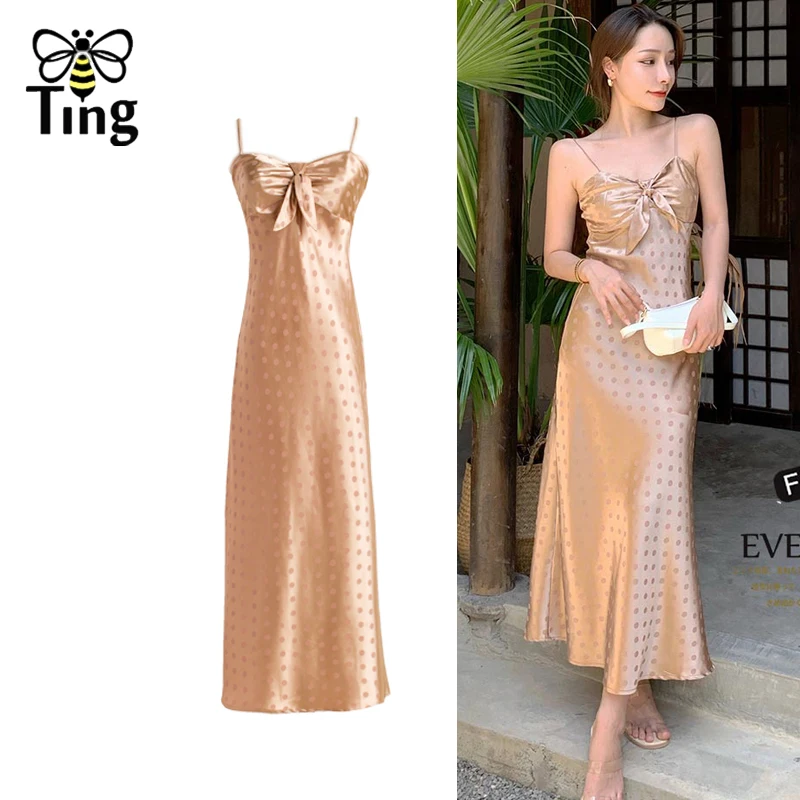 Длинное платье-миди в горошек с цветочным принтом и открытой спиной | Женская