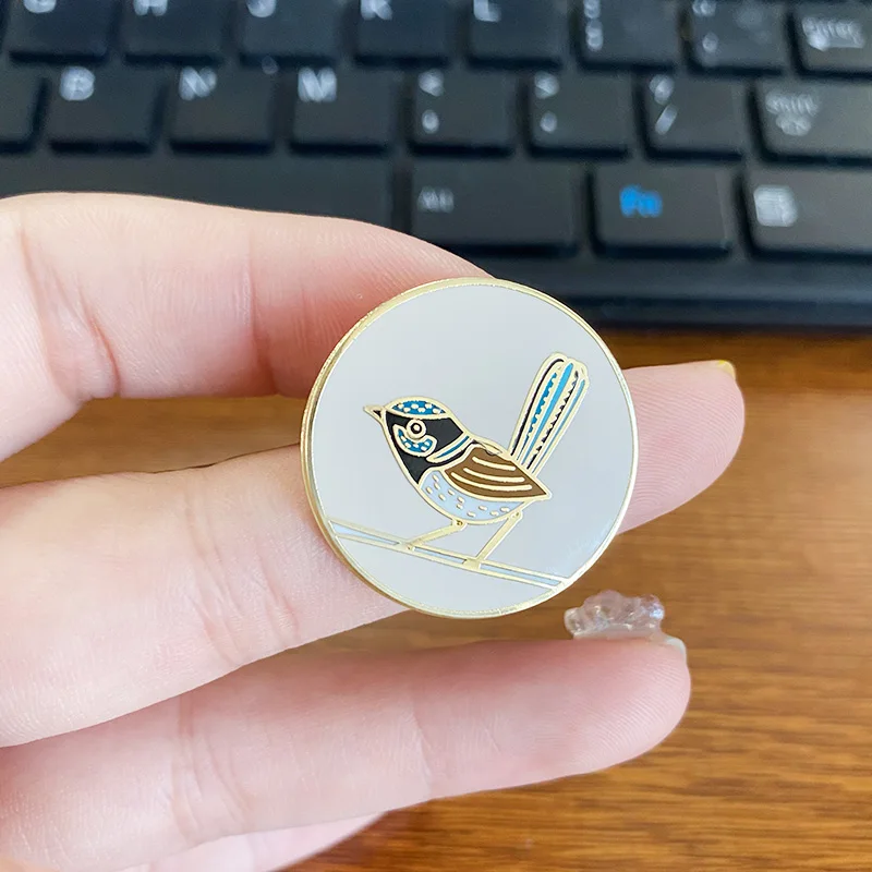 Превосходная эмалированная брошь Fairywren редкая из Австралии в виде птицы дикой