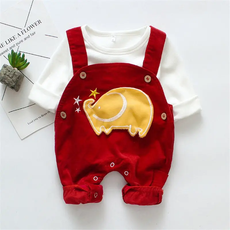 Модный новый комплект для маленьких мальчиков с принтом слона красный